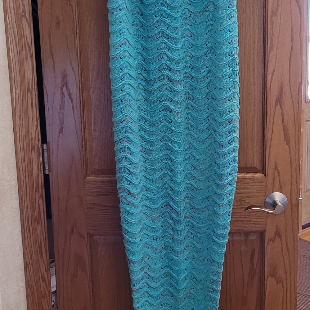 Mermaid tail knitted blanket
